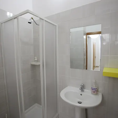 Dimora Auberge de jeunesse *