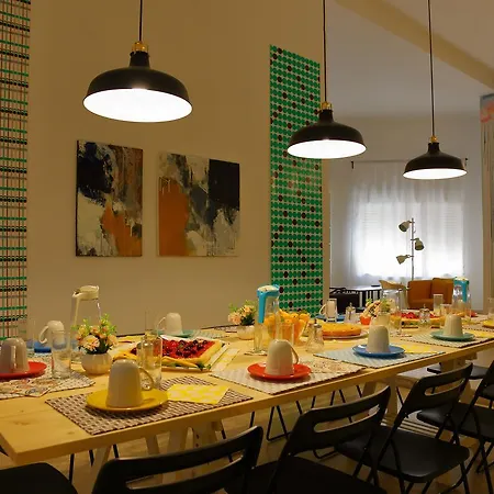 Auberge de jeunesse Dimora *