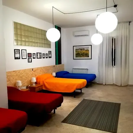 Auberge de jeunesse Dimora *