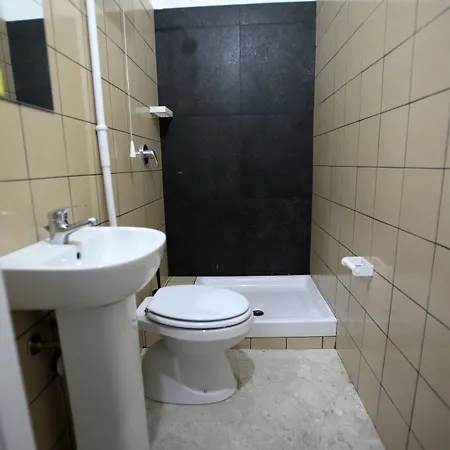 Hostel Dimora *